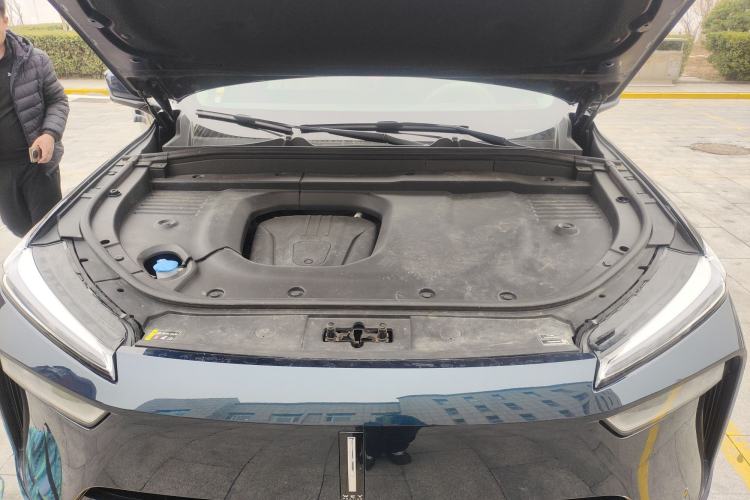 Used Wey Lanshan 2025 Four-Wheel Drive Max Engine Bay
