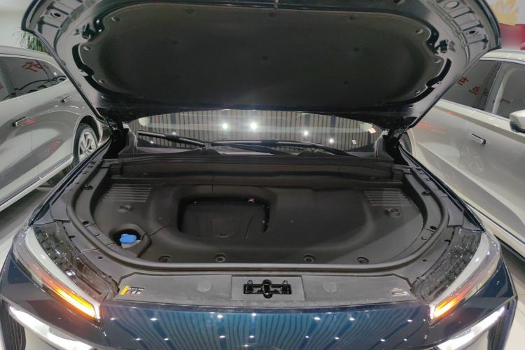 Used Wey Lanshan 2025 Four-Wheel Drive Max Engine Bay