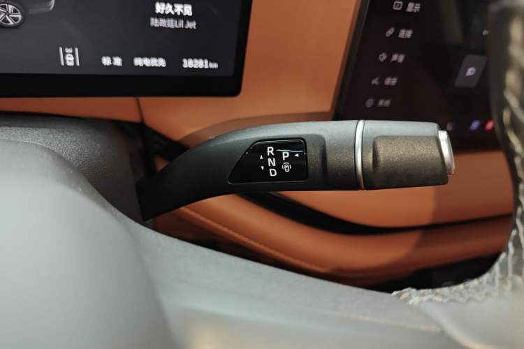 Used Wey Lanshan 2025 Four-Wheel Drive Max Gear Lever