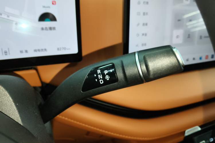 Used Wey Lanshan 2025 Four-Wheel Drive Max Gear Lever