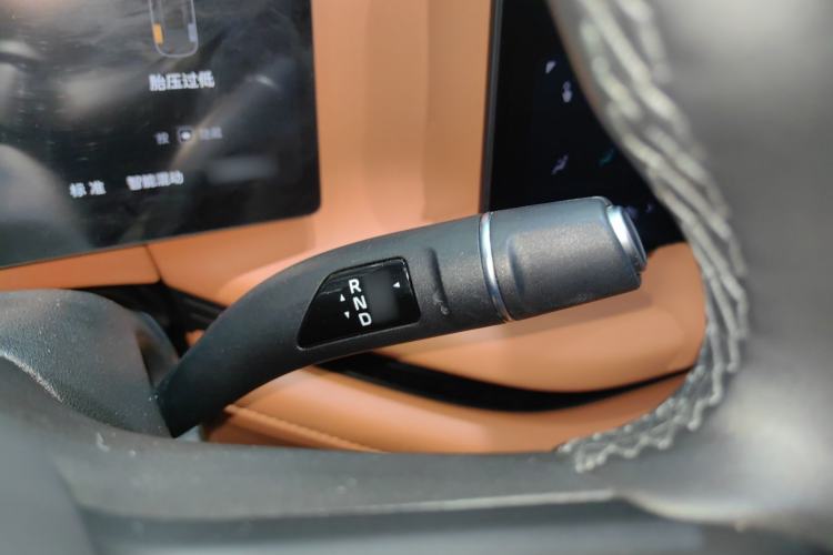 Used Wey Lanshan 2025 Four-Wheel Drive Max Gear Lever