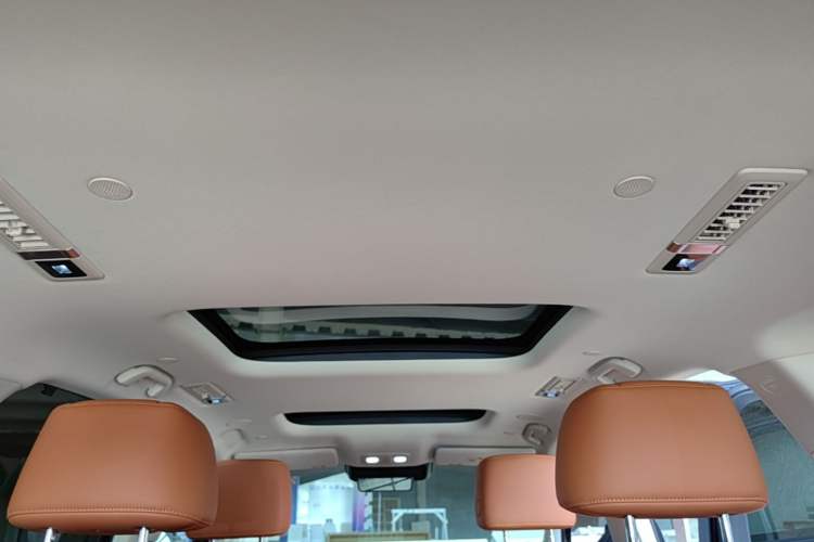Used Wey Lanshan 2025 Four-Wheel Drive Max Headliner