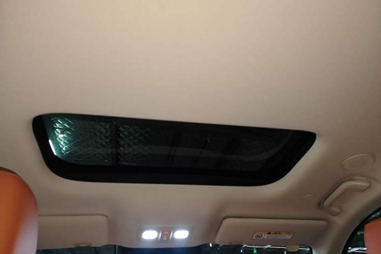 Used Wey Lanshan 2025 Four-Wheel Drive Max Headliner
