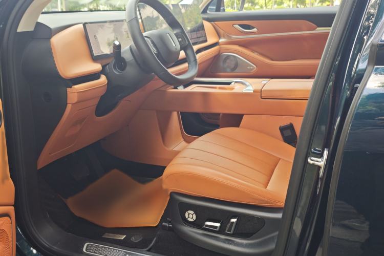 Used Wey Lanshan 2025 Four-Wheel Drive Max Interior 2