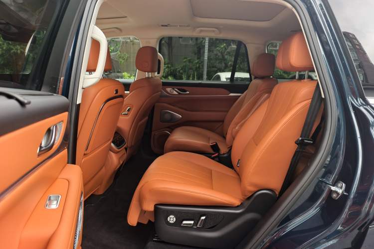 Used Wey Lanshan 2025 Four-Wheel Drive Max Interior 3