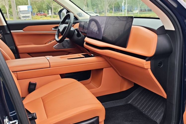 Used Wey Lanshan 2025 Four-Wheel Drive Max Interior 4