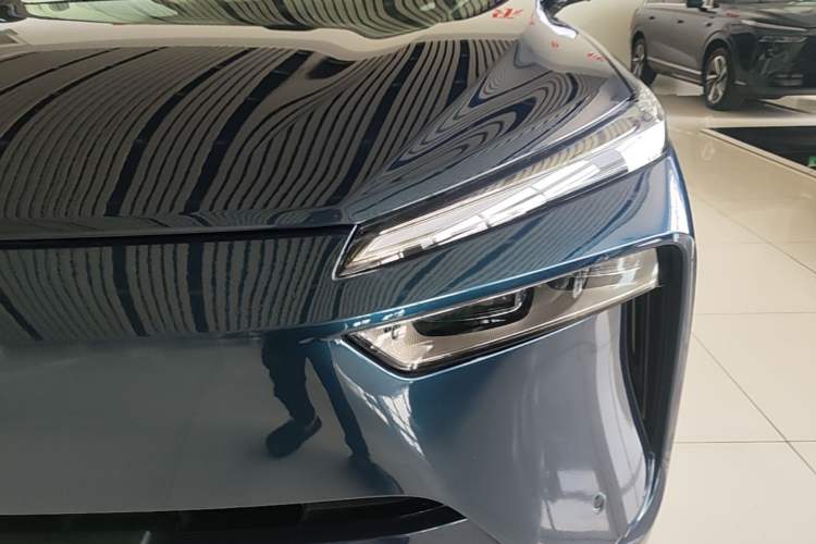 Used Wey Lanshan 2025 Four-Wheel Drive Max Left Front Headlight