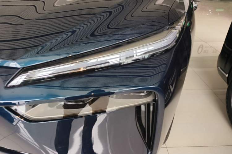 Used Wey Lanshan 2025 Four-Wheel Drive Ultra Left Front Headlight