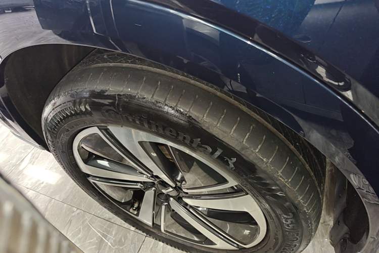 Used Wey Lanshan 2025 Four-Wheel Drive Max Left Front Wheel Hub