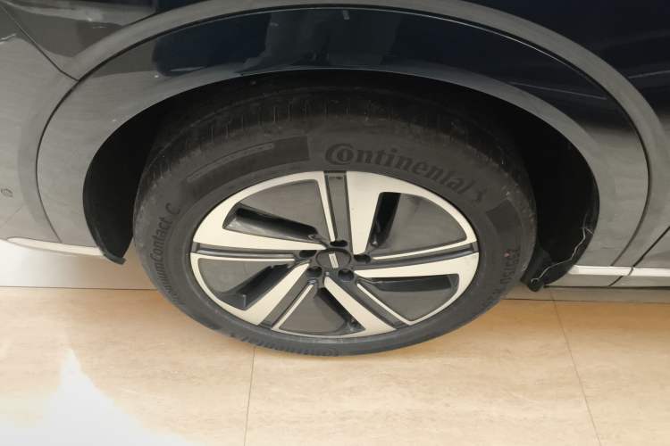 Used Wey Lanshan 2025 Four-Wheel Drive Max Left Front Wheel Hub