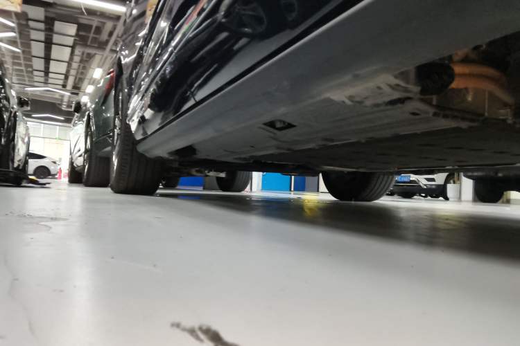 Used Wey Lanshan 2025 Four-Wheel Drive Max Left Side Sill