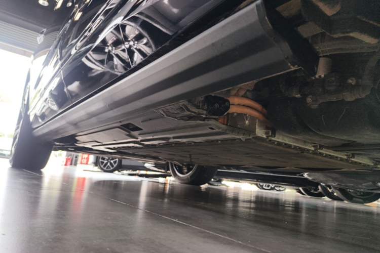 Used Wey Lanshan 2025 Four-Wheel Drive Ultra Left Side Sill