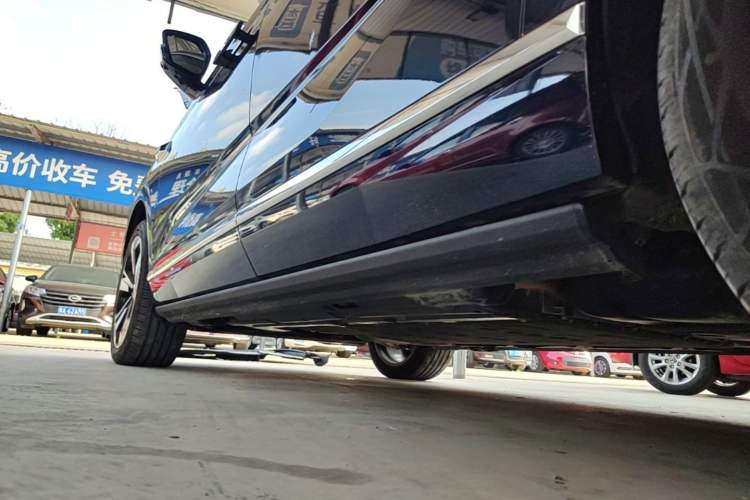 Used Wey Lanshan 2025 Four-Wheel Drive Max Left Side Sill