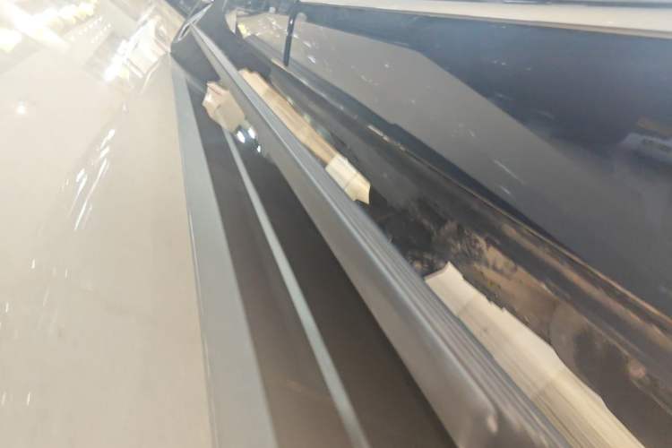 Used Wey Lanshan 2025 Four-Wheel Drive Max Left Side Sill