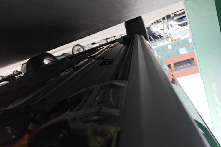 Used Wey Lanshan 2025 Four-Wheel Drive Max Left Side Sill
