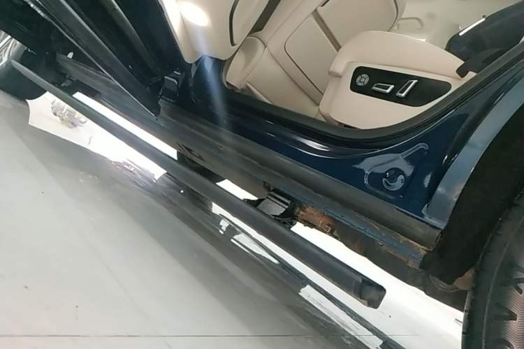 Used Wey Lanshan 2025 Four-Wheel Drive Max Left Side Sill