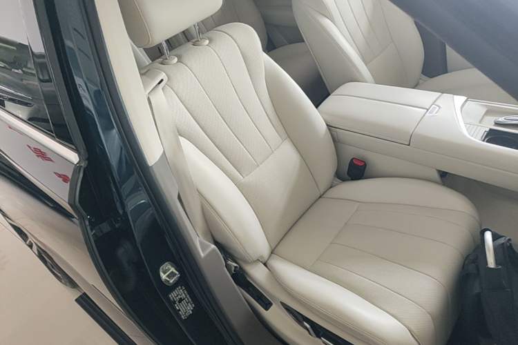 Used Wey Lanshan 2025 Four-Wheel Drive Max Right Front Seat