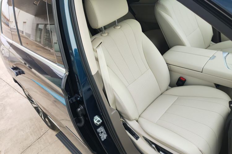 Used Wey Lanshan 2025 Four-Wheel Drive Ultra Right Front Seat