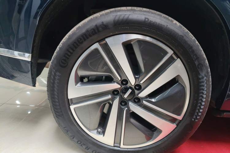 Used Wey Lanshan 2025 Four-Wheel Drive Max Right Rear Wheel Hub
