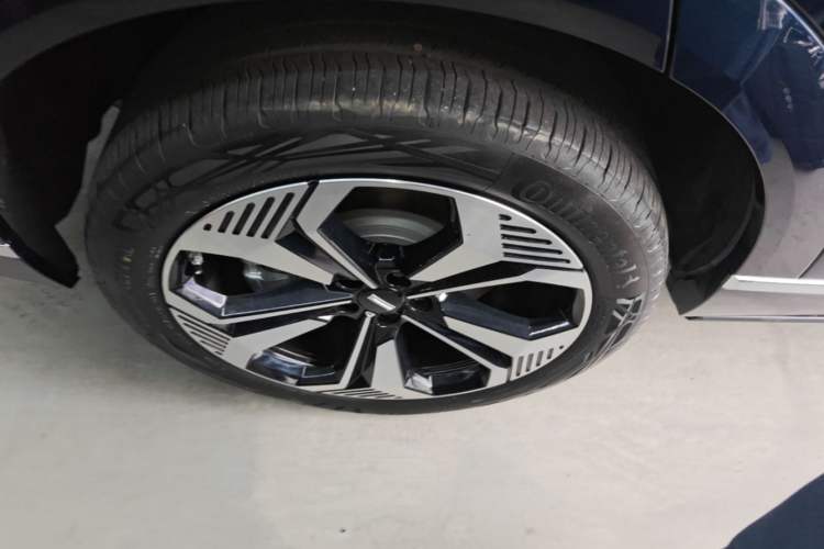 Used Wey Lanshan 2025 Four-Wheel Drive Max Right Rear Wheel Hub