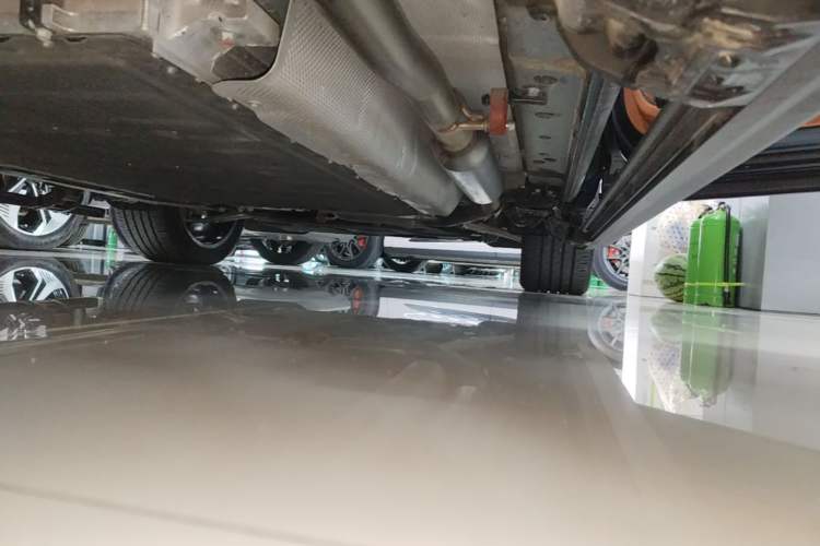 Used Wey Lanshan 2025 Four-Wheel Drive Max Right Side Sill