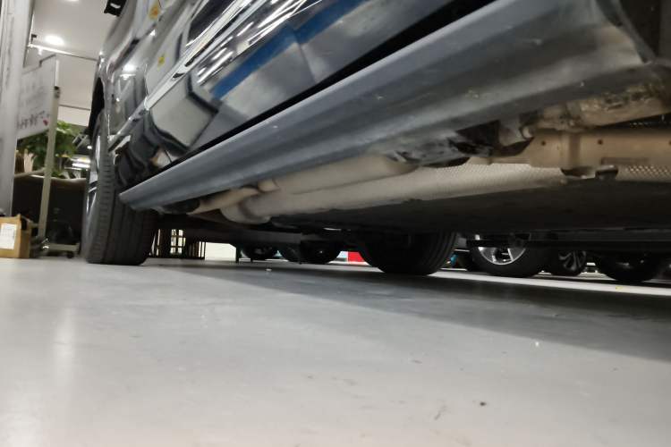 Used Wey Lanshan 2025 Four-Wheel Drive Max Right Side Sill