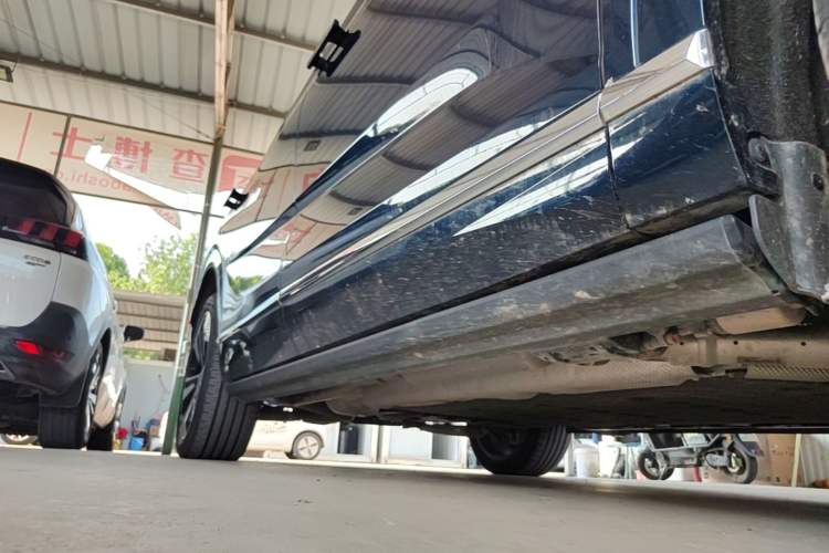 Used Wey Lanshan 2025 Four-Wheel Drive Max Right Side Sill