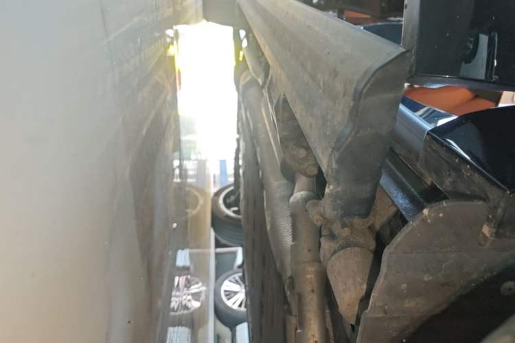 Used Wey Lanshan 2025 Four-Wheel Drive Ultra Right Side Sill