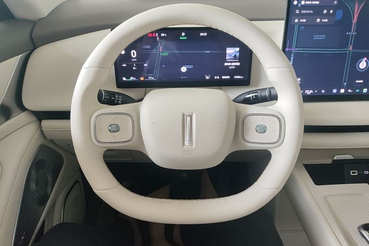 Used Wey Lanshan 2025 Four-Wheel Drive Max Steering Wheel
