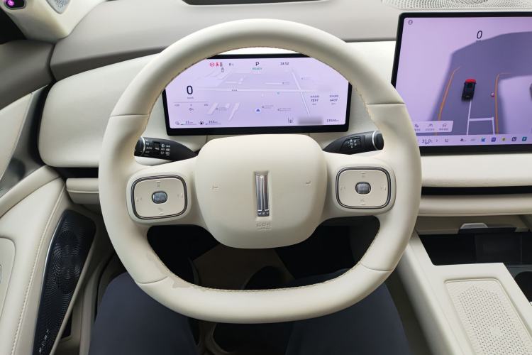 Used Wey Lanshan 2025 Four-Wheel Drive Ultra Steering Wheel