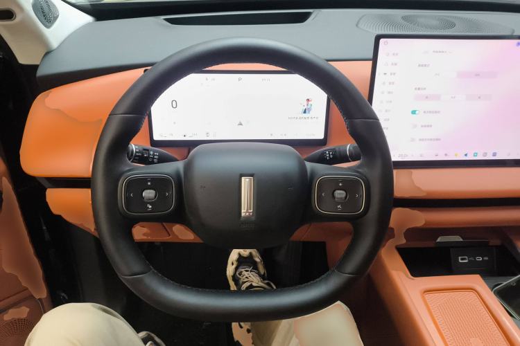 Used Wey Lanshan 2025 Four-Wheel Drive Max Steering Wheel