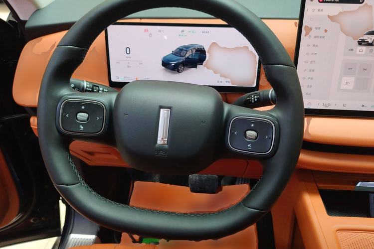 Used Wey Lanshan 2025 Four-Wheel Drive Max Steering Wheel