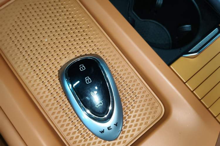 Used Wey Lanshan 2025 Four-Wheel Drive Max Vehicle Key