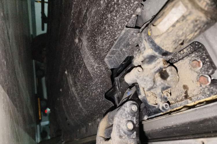 Used Wey Lanshan 2025 Four-Wheel Drive Max Chassis Front Left