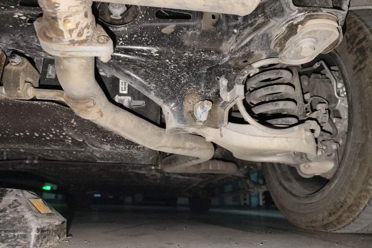 Used Wey Lanshan 2025 Four-Wheel Drive Max Chassis Rear
