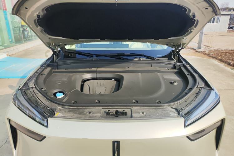 Used Wey Lanshan 2025 Four-Wheel Drive Max Engine Bay