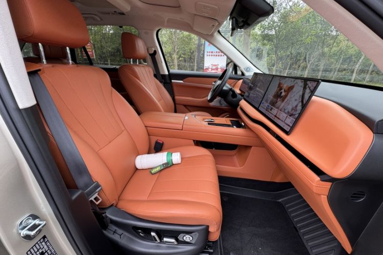 Used Wey Lanshan 2025 Four-Wheel Drive Max Interior 5