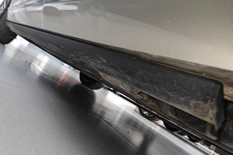 Used Wey Lanshan 2025 Four-Wheel Drive Max Left Side Sill