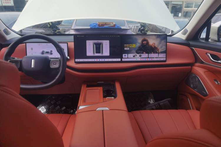 Used Wey Lanshan 2025 Four-Wheel Drive Max Audio And AC Panel