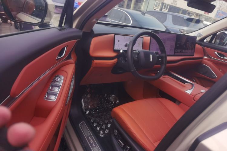Used Wey Lanshan 2025 Four-Wheel Drive Max Driver Seat
