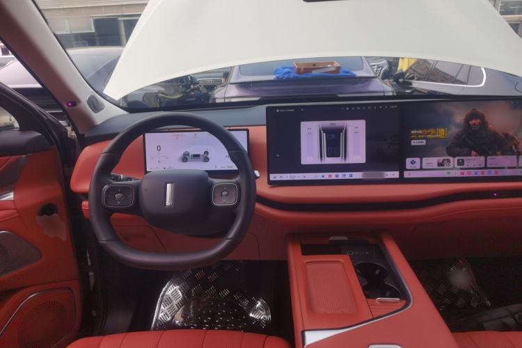 Used Wey Lanshan 2025 Four-Wheel Drive Max Steering Wheel