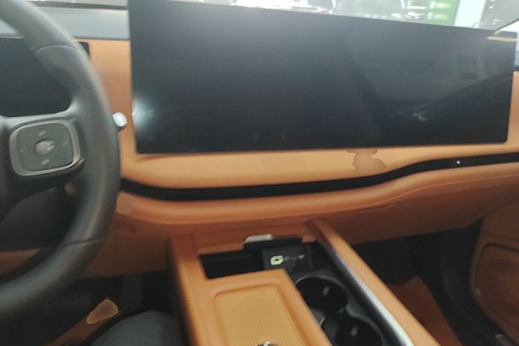 Used Wey Lanshan 2025 Four-Wheel Drive Ultra Center Console