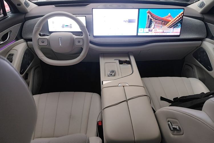 Used Wey Lanshan 2025 Four-Wheel Drive Ultra Center Console