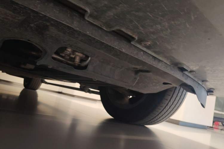 Used Wey Lanshan 2025 Four-Wheel Drive Max Chassis Front Left