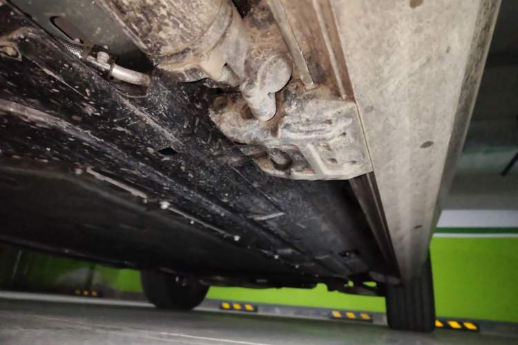 Used Wey Lanshan 2025 Four-Wheel Drive Max Chassis Front Left