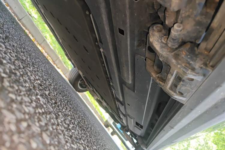 Used Wey Lanshan 2025 Four-Wheel Drive Max Chassis Front Left