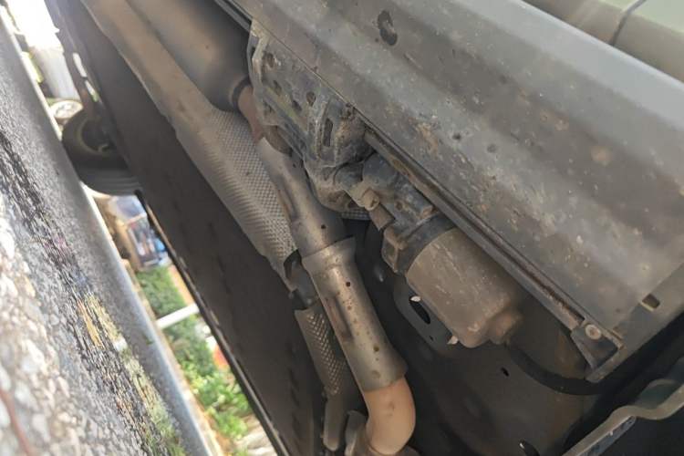 Used Wey Lanshan 2025 Four-Wheel Drive Max Chassis Front Right