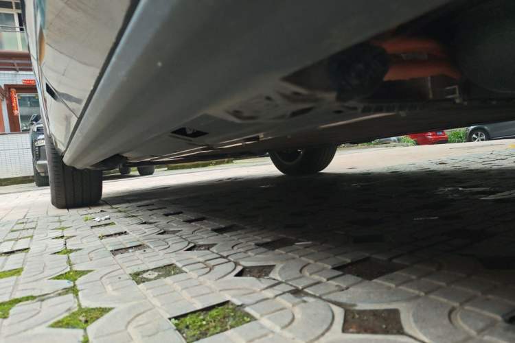 Used Wey Lanshan 2025 Four-Wheel Drive Max Chassis Rear Left