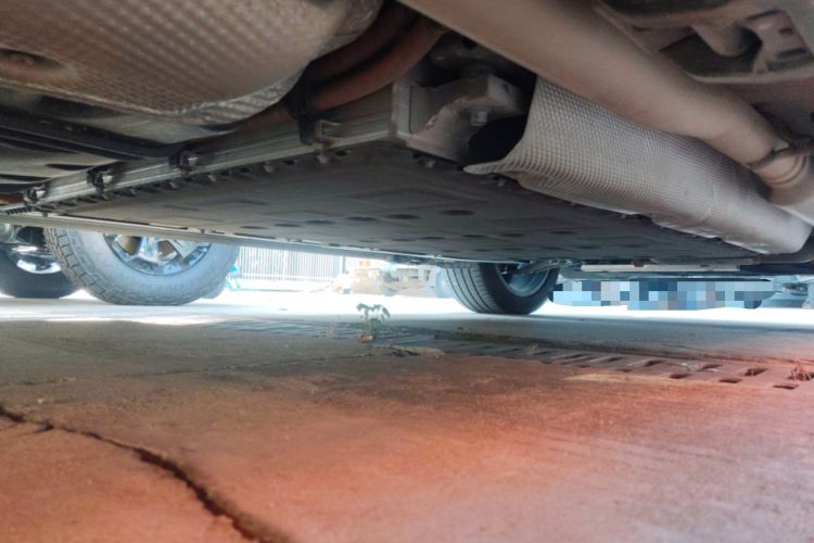 Used Wey Lanshan 2025 Four-Wheel Drive Ultra Chassis Rear Right