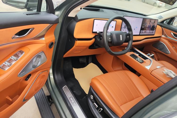 Used Wey Lanshan 2025 Four-Wheel Drive Ultra Driver Seat